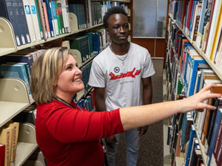 Robeson Library Personal Librarian Program