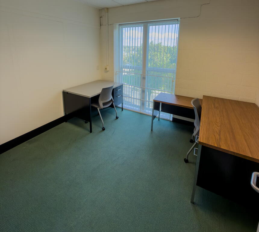 Interior view of desks in Alexander room 319